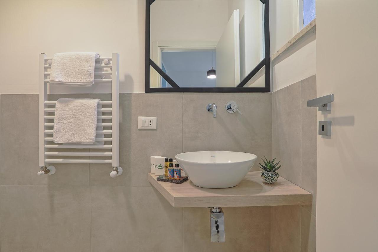 Liberta Central Suites Palermo Eksteriør billede